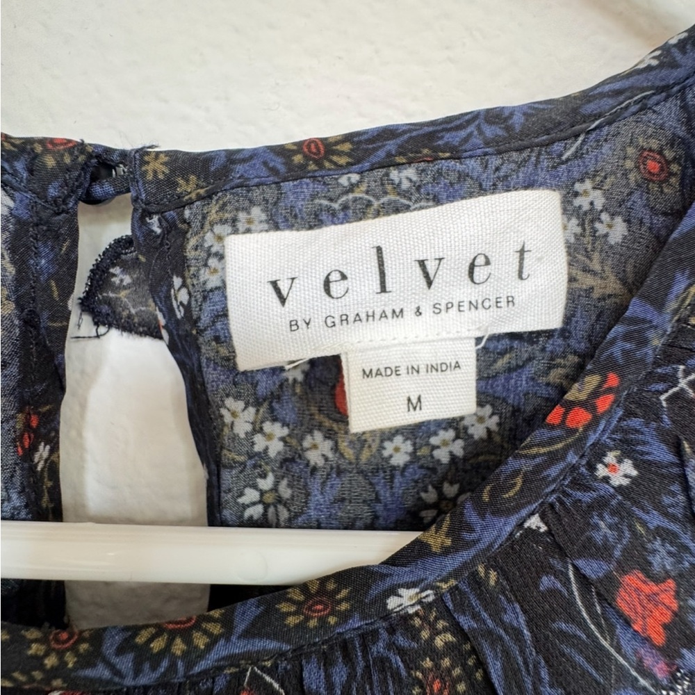 Velvet Floral Cali Ruffle Blouse - Picture 4 of 4